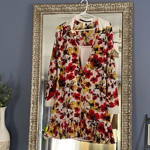Kensie long sleeve collared floral dress in small